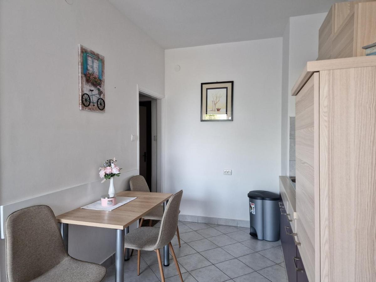 Apartment Sostaric Vrh  Dış mekan fotoğraf